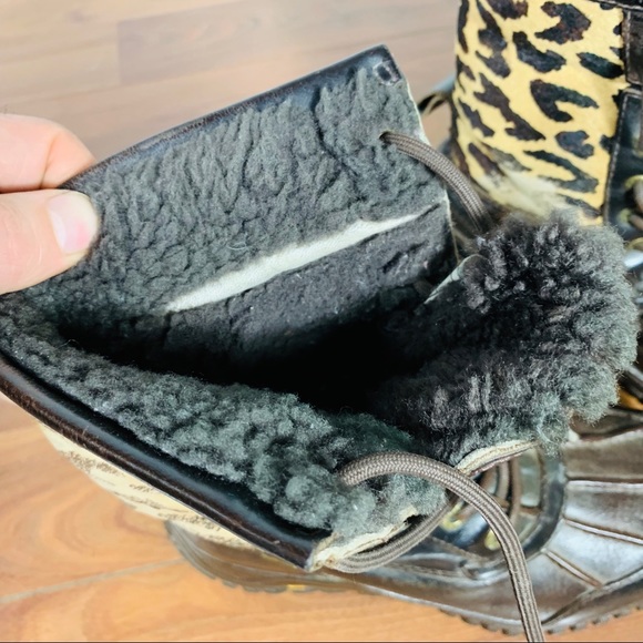 Ugg winter waterproof leather and wool boots - Picture 9 of 11